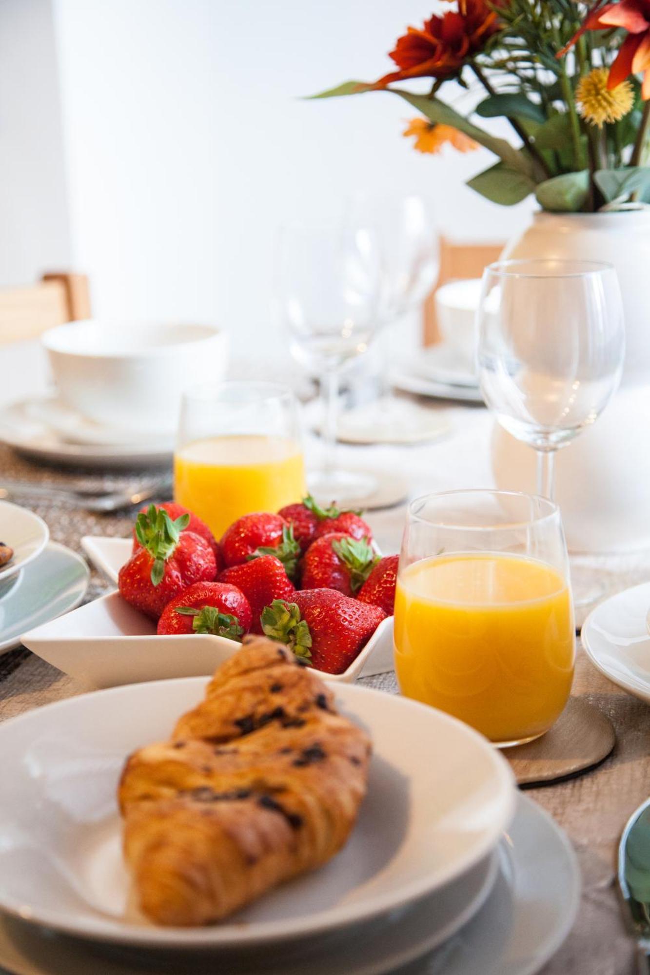 Stylish Home, Hosted By Esongrace Stays, - Perfect For Families - Contractors - Makers - Emergency Housing - Professionals, Relocators Holiday home